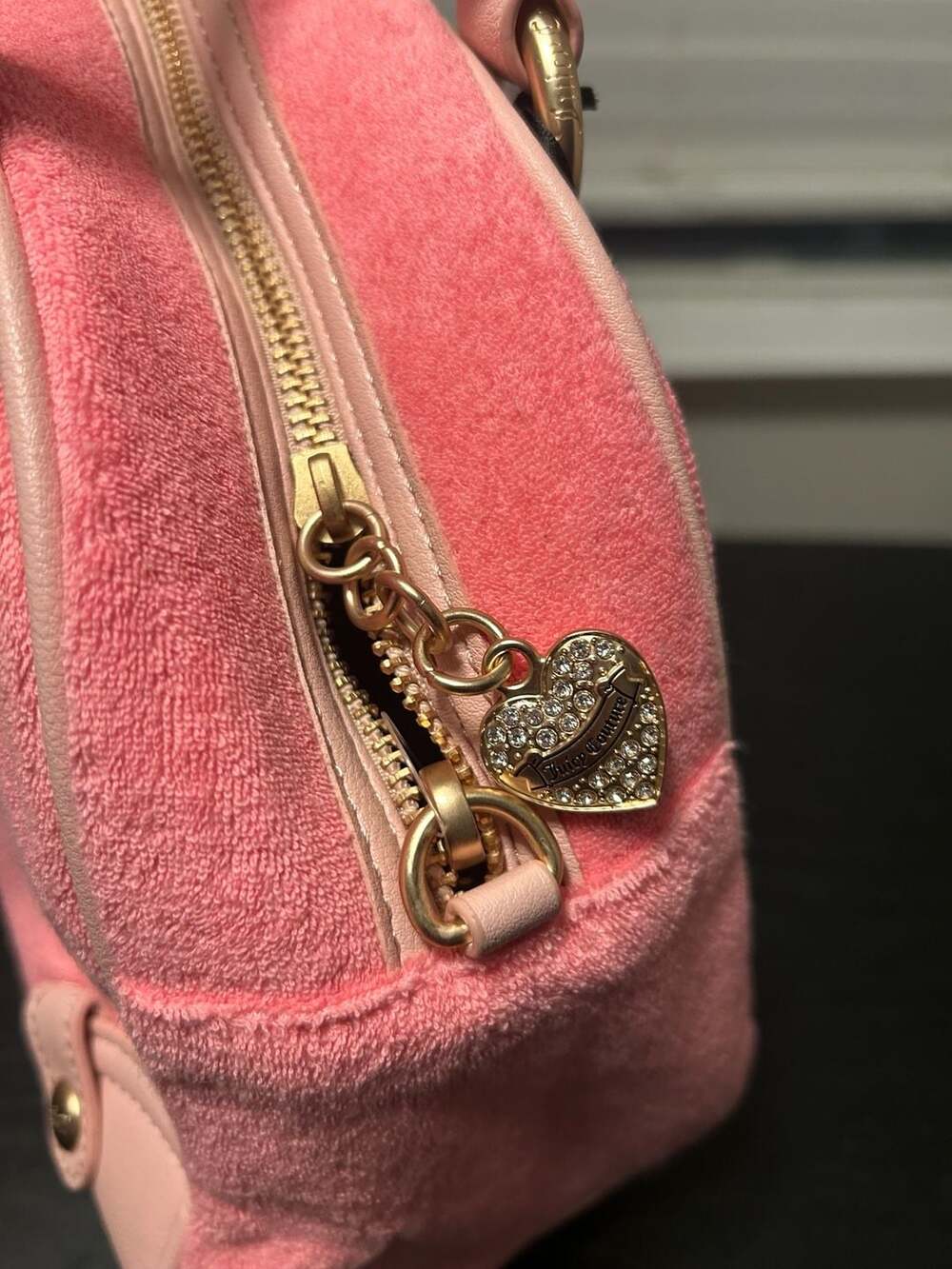 Juicy Couture Juicy Lovers Club Bowler Bag Pink Lemonade Velour - Picture 6 of 7